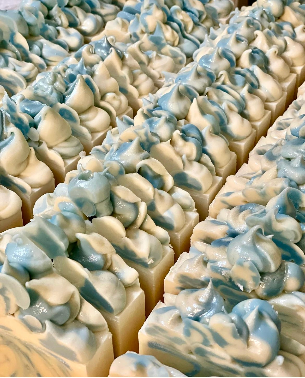 PRE ORDER- WINTER IS COMING HIGH TOP. BAR SOAP -SHIPS 12/1/2024
